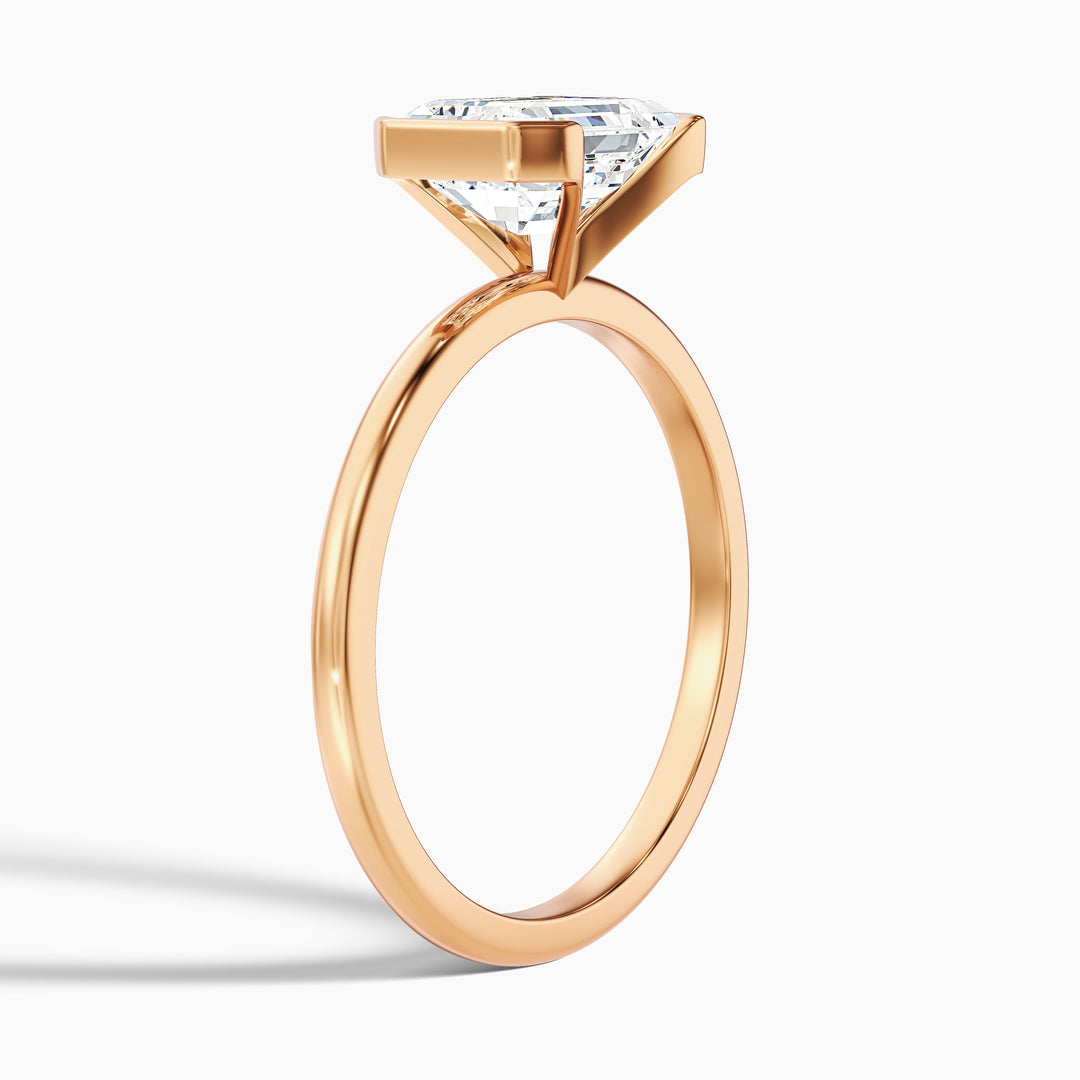 Venus Emerald Half Bezel Lab Grown Diamond Ring