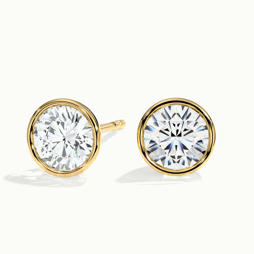 Elouira Round Diamond Bezel Stud Earrings